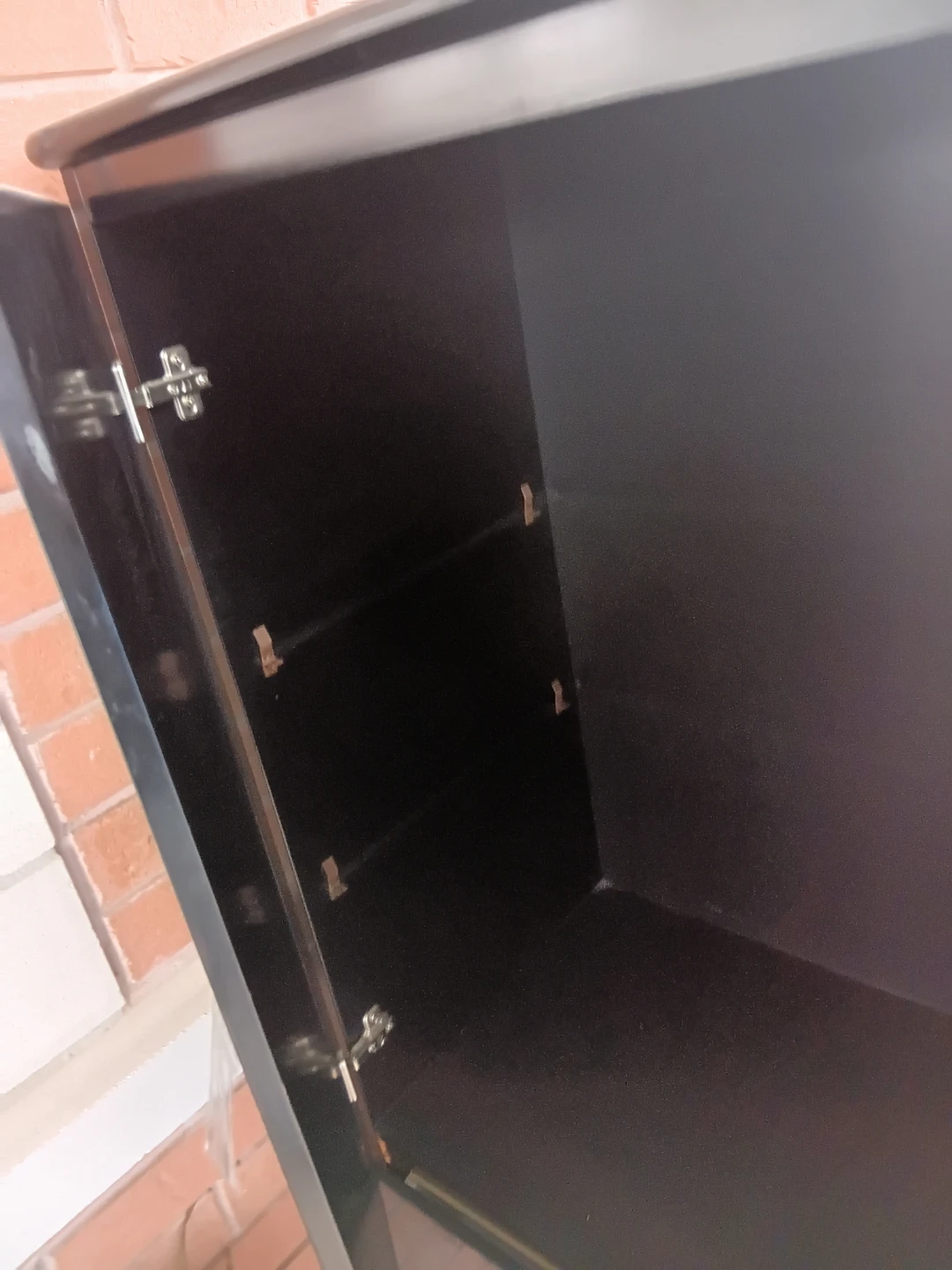 Black cabinet with two doors - photo 3