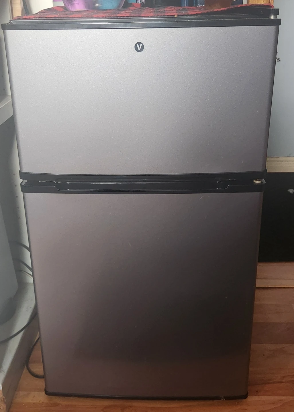 Vissani Compact Mini Fridge