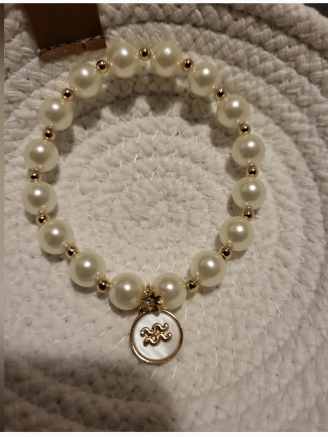 Pretty Pearly Zodiac Pearl Stretch Bracelet- Aquarius