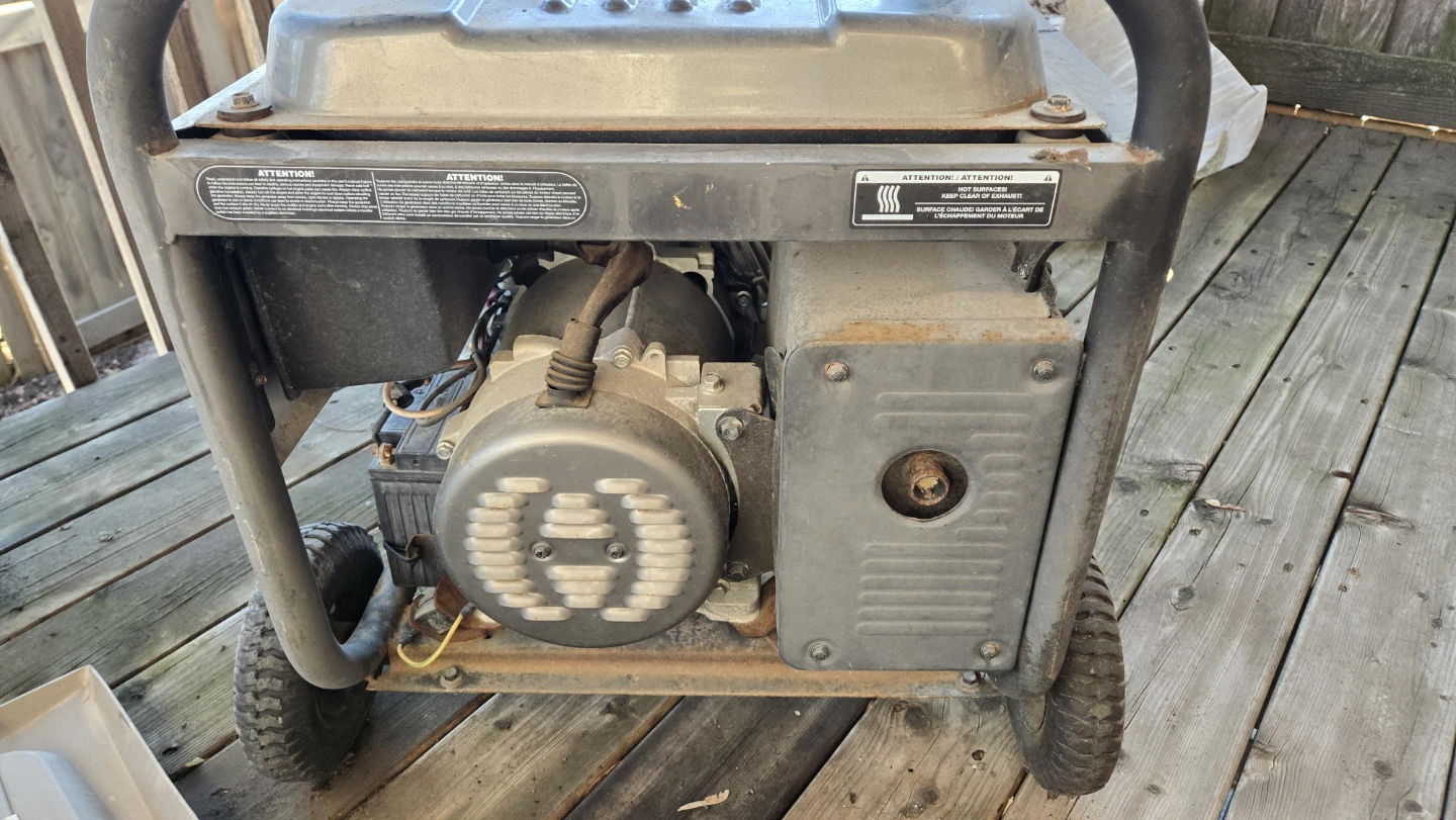 Hyundai 7250W Heavy Duty Generator - photo 4