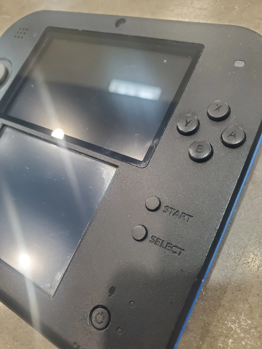 Nintendo 2DS XL - photo 3