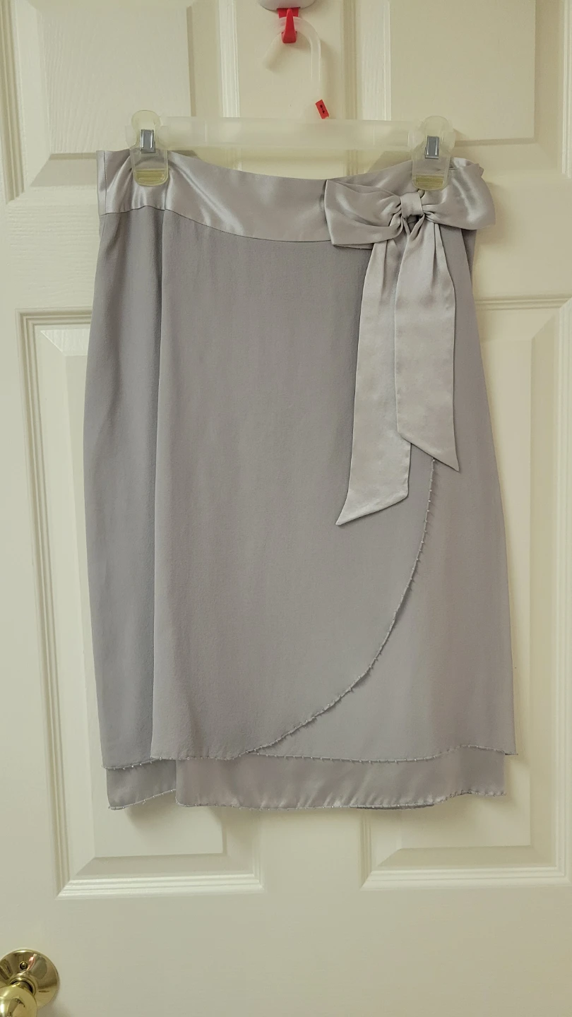 Mac & Jac Grey Silk Wrap Skirt - Size 6