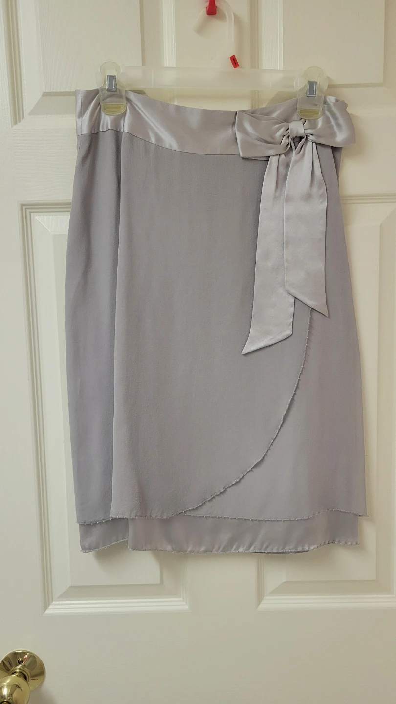 Mac & Jac Grey Silk Wrap Skirt - Size 6 - photo 2