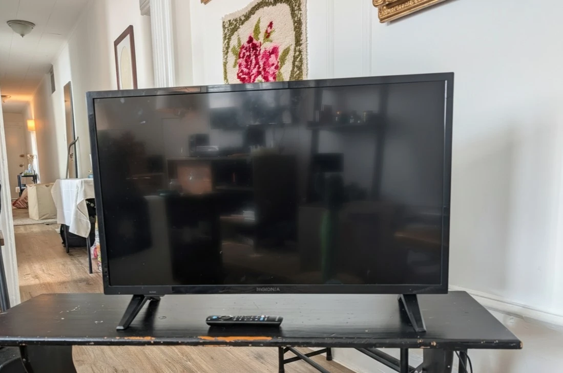 Insignia 32" Smart Fire TV