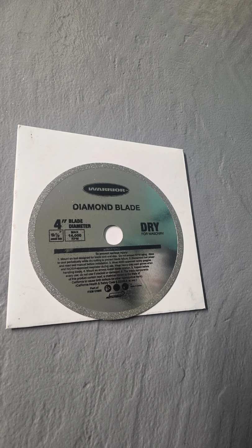 Chicago Electric 4" Mighty-Mite Table Saw with Diamond Blade - photo 2