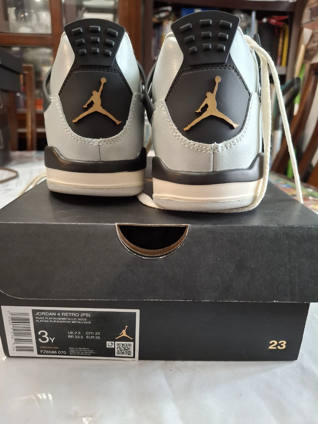Jordan 4 Retro PS "Light Smoke Grey" Size 3Y - photo 3