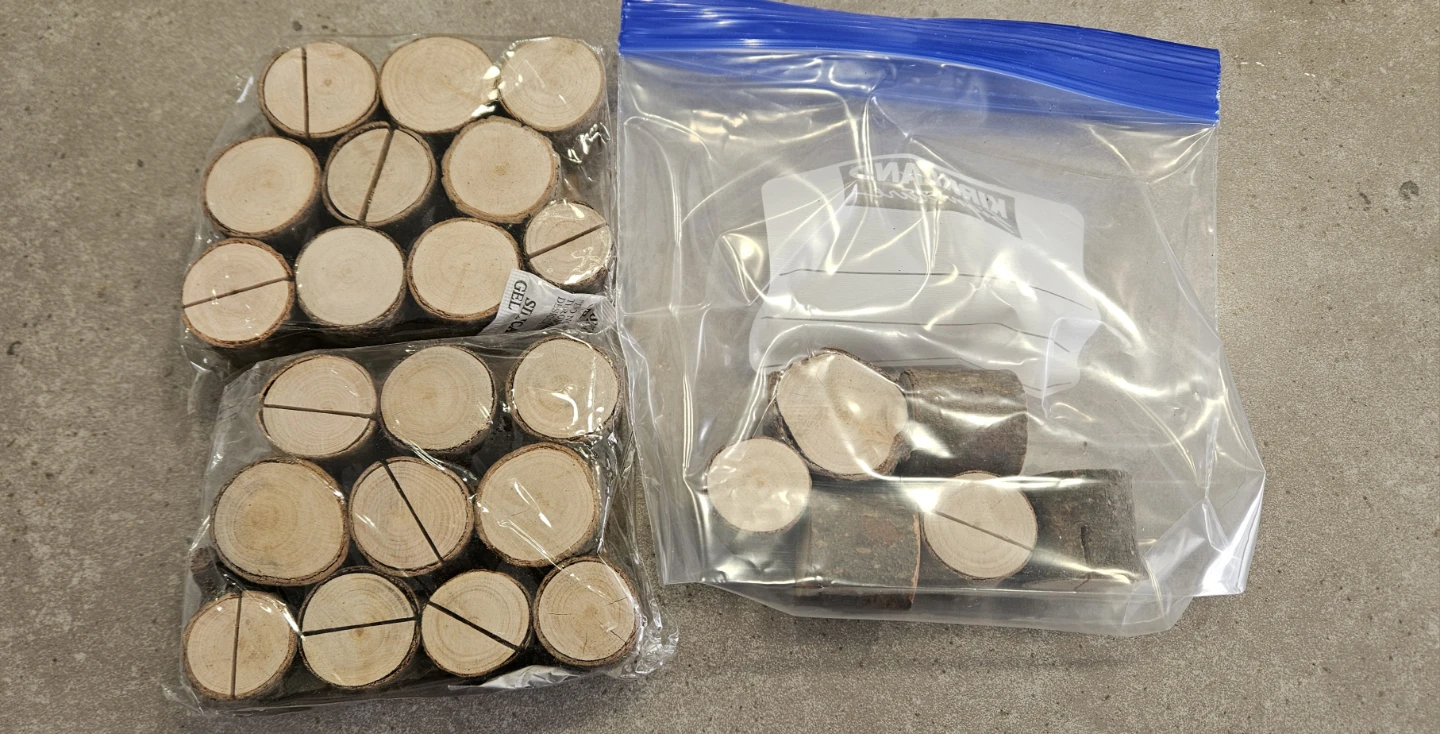 Wood table number or card holders