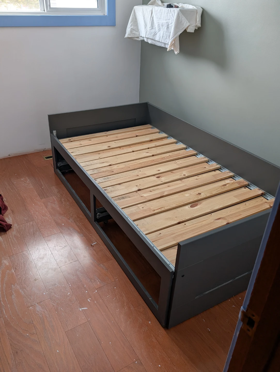 bed Frame with Wood Slats twin queen  adjustable bitwin 2 sizes