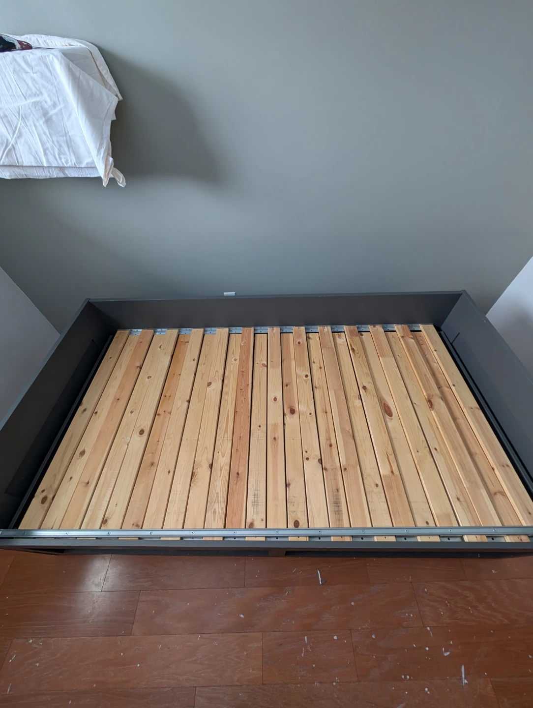bed Frame with Wood Slats twin queen  adjustable bitwin 2 sizes - photo 2