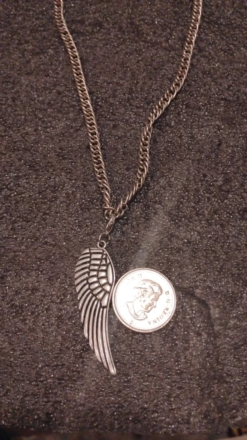 Lot of Religious and Memorial Jewelry - photo 4