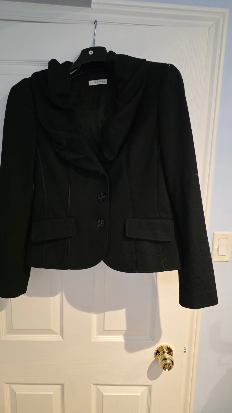 Witteveen Black Blazer - Size CAN 8