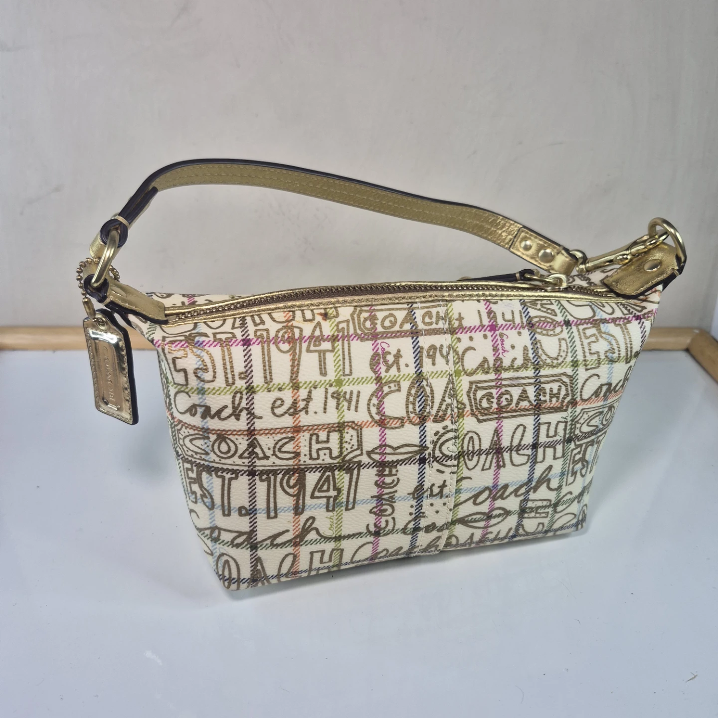 Coach Wristlet - photo 5