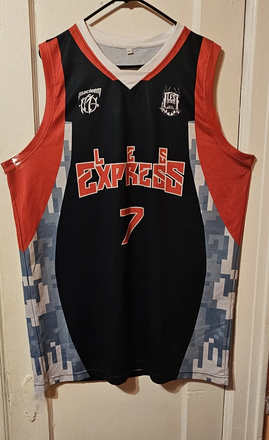 Men's athletic wear