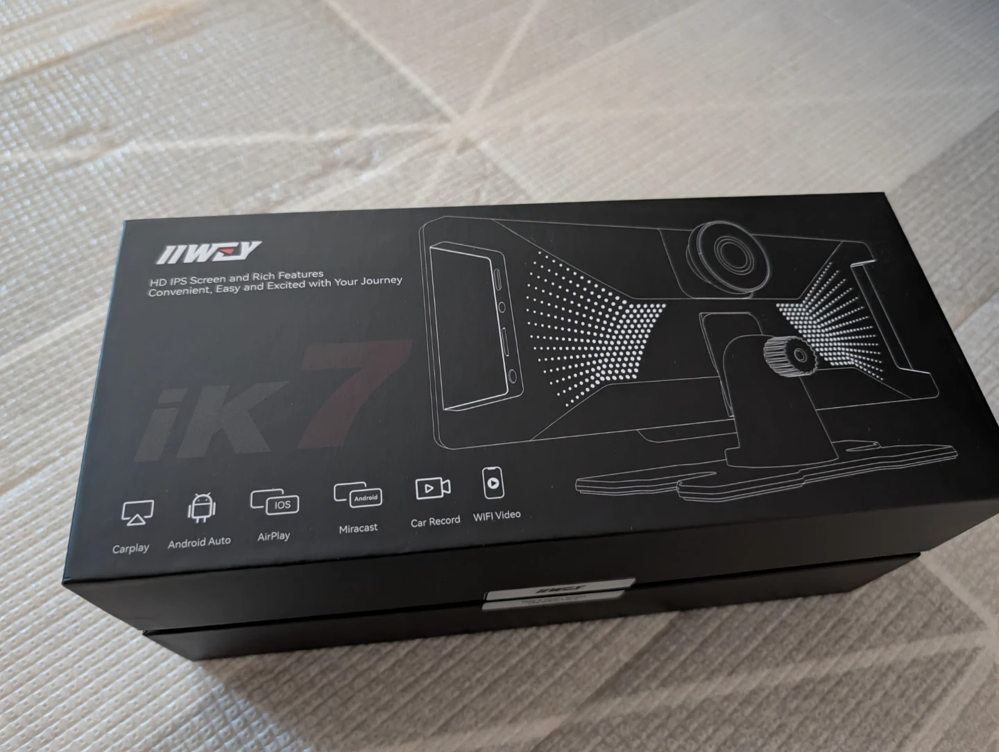 IIWEY iK7 Dash Cam with 64GB SD Card