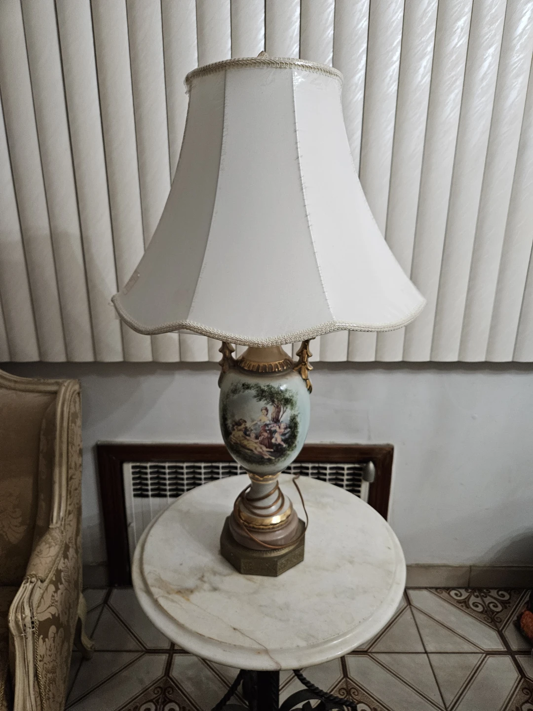 2 Antique louis XV style porcelain lamps