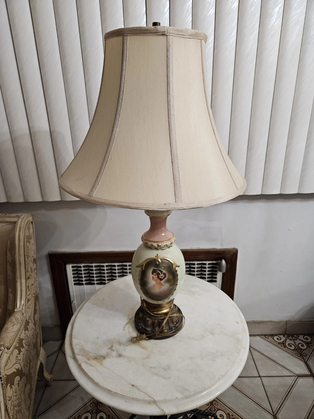 2 Antique louis XV style porcelain lamps - photo 3