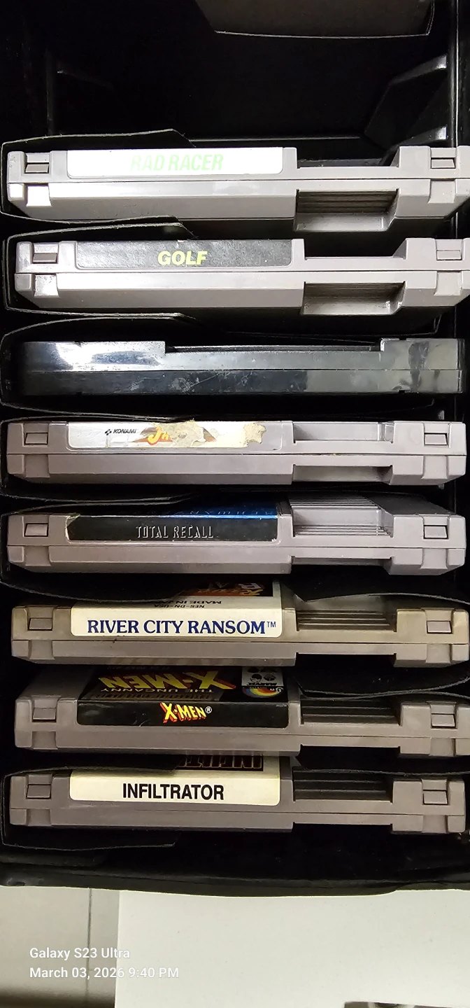 Vintage Nintendo NES Game Lot + Original Nintendo Carry Case - photo 2
