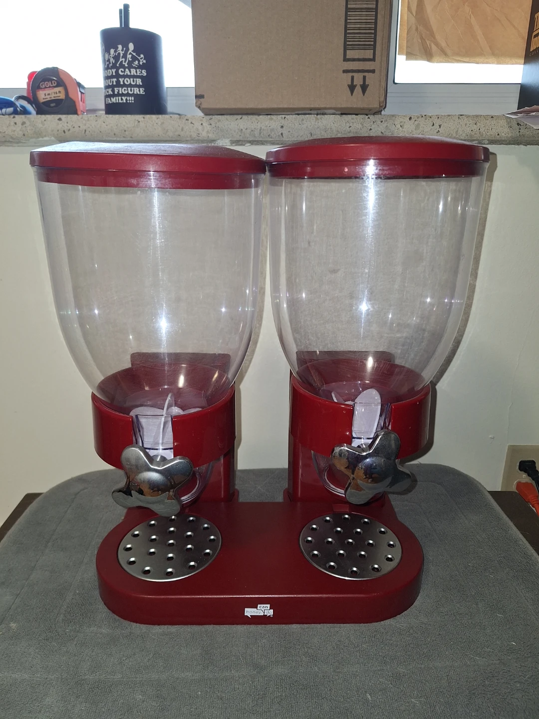 Cereal/Dry/Pet Foods Dispenser Never used