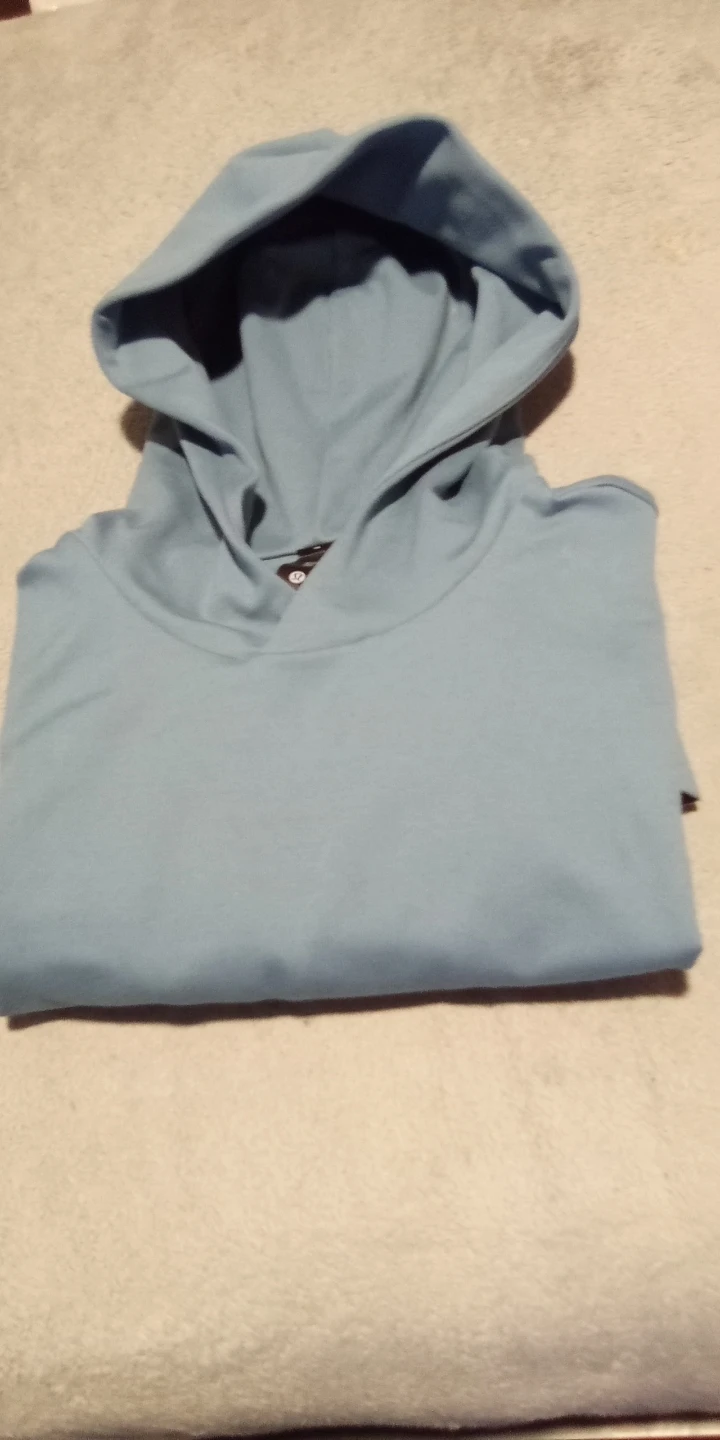 ***LULULEMON HOODIE***