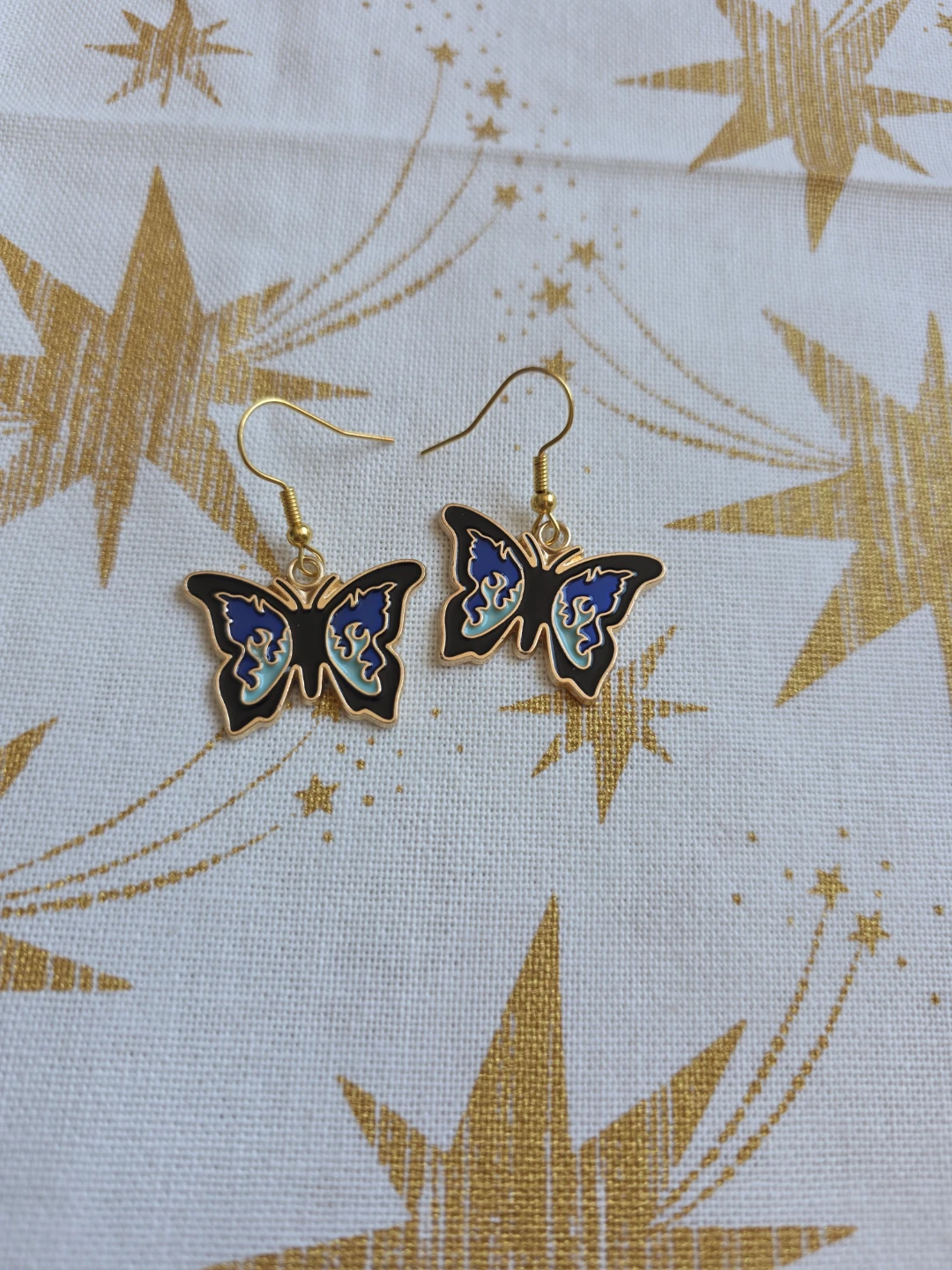 NEW Butterfly Charm Earrings - photo 2