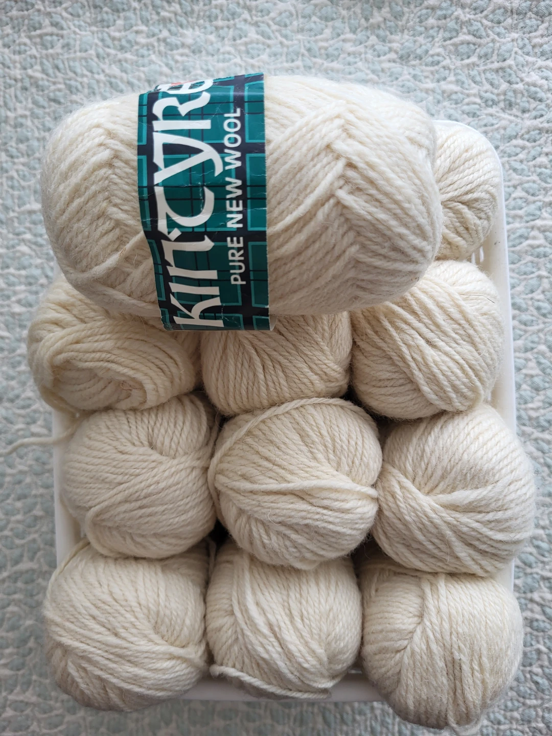 12+1 Skeins Pure New Wool - photo 4