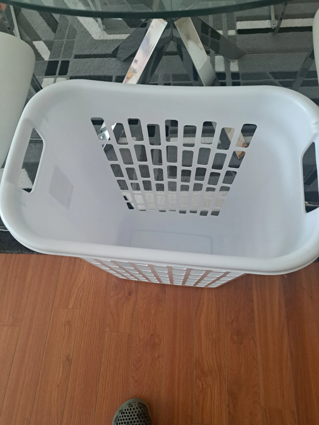 White Laundry Basket - photo 2
