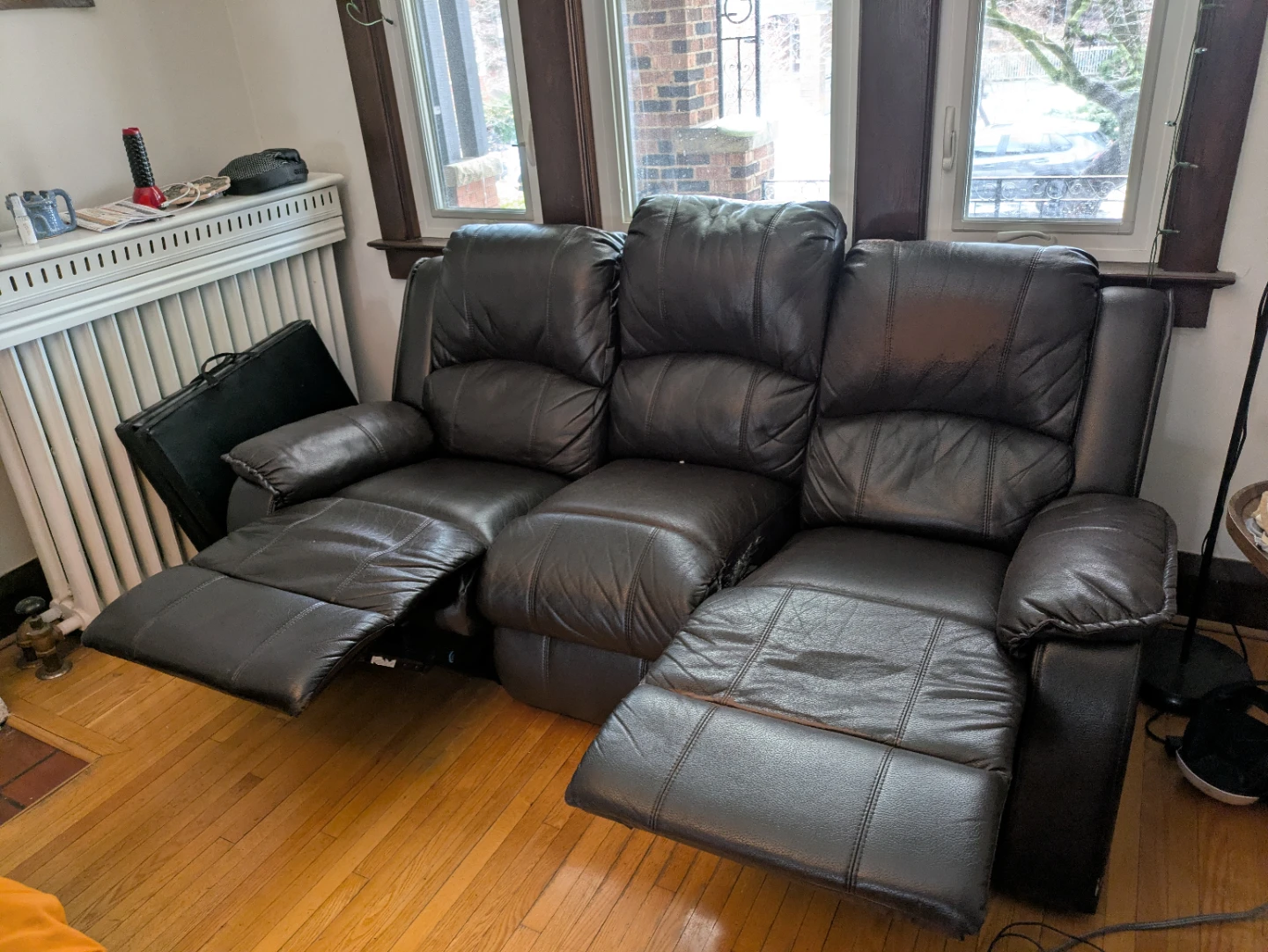 Black faux Leather 3-Seater Reclining Sofa on the 29th June - photo 2