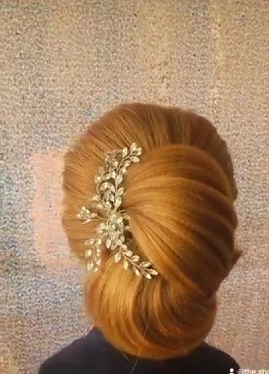 Fashion Doll Mannequin Head with Hair for Styling Practice - photo 3