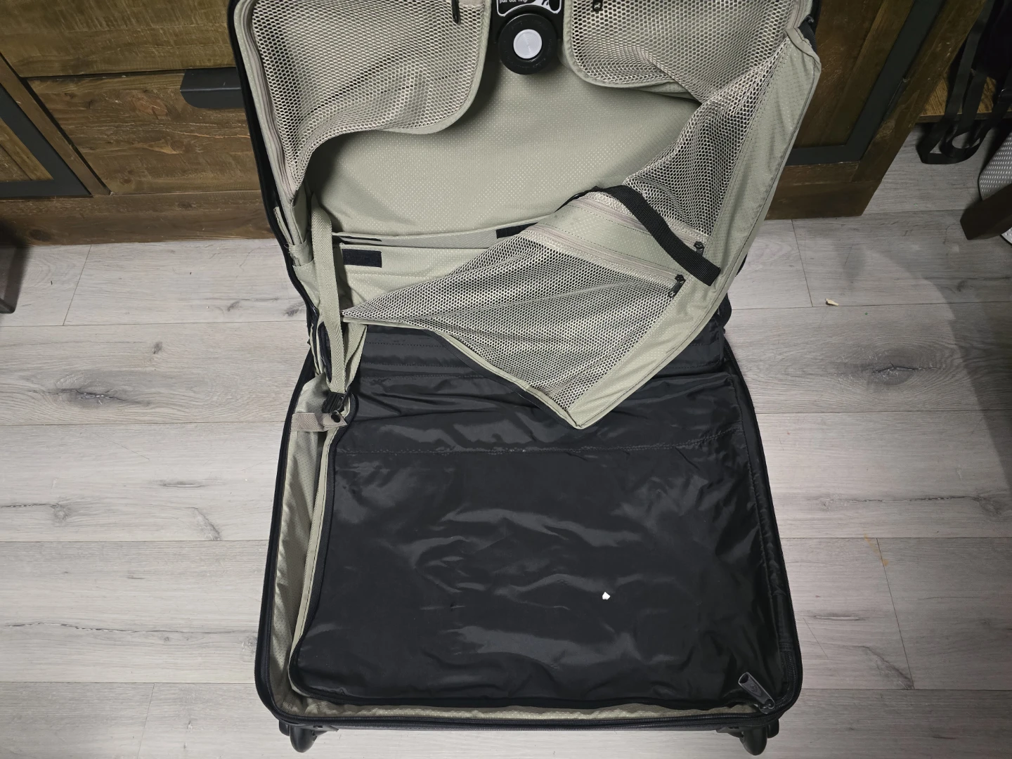 Samsonite Black Rolling Garment Bag Suitcase - photo 3