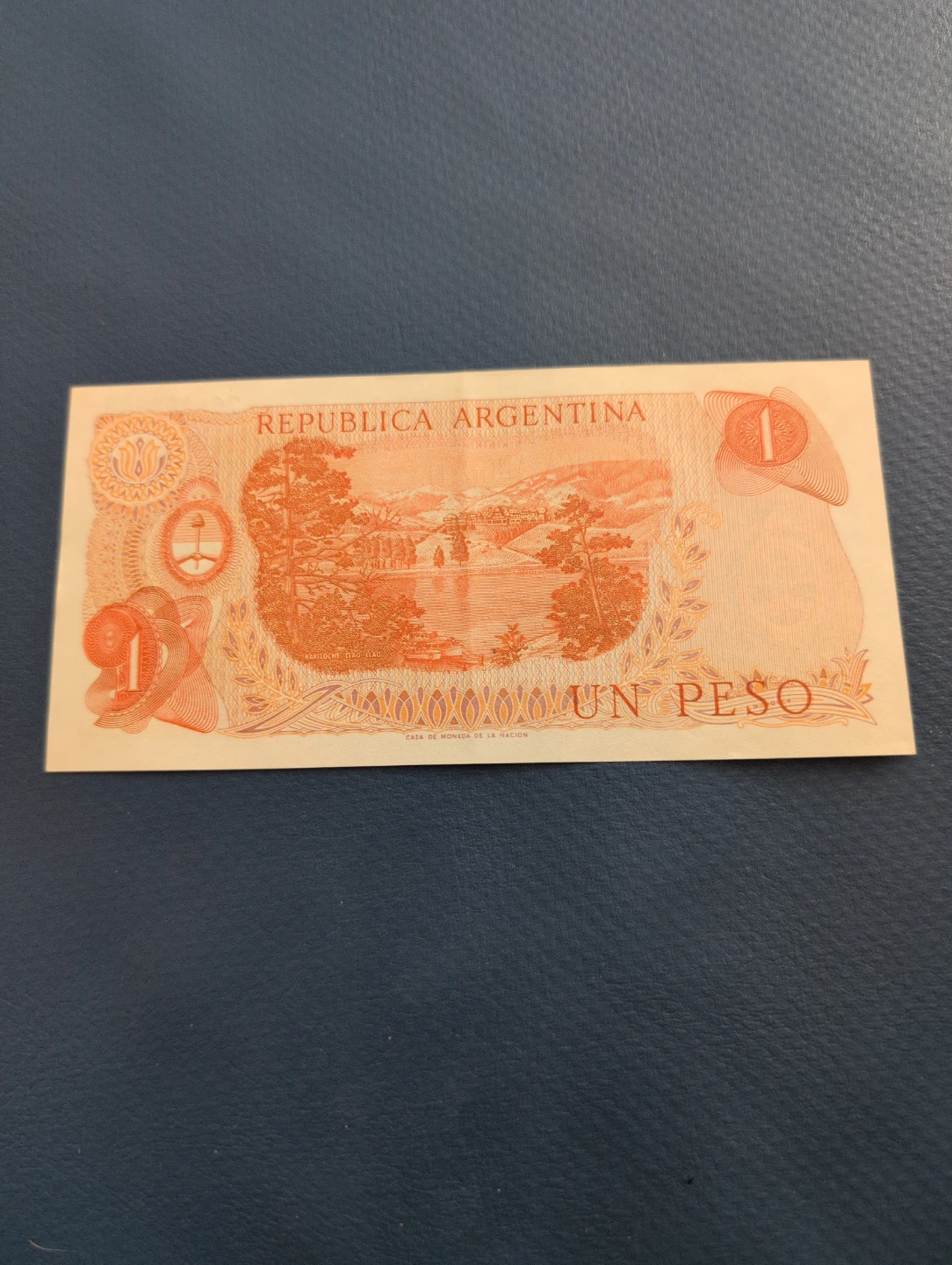 Argentina 1 Un Peso Banknote - photo 2