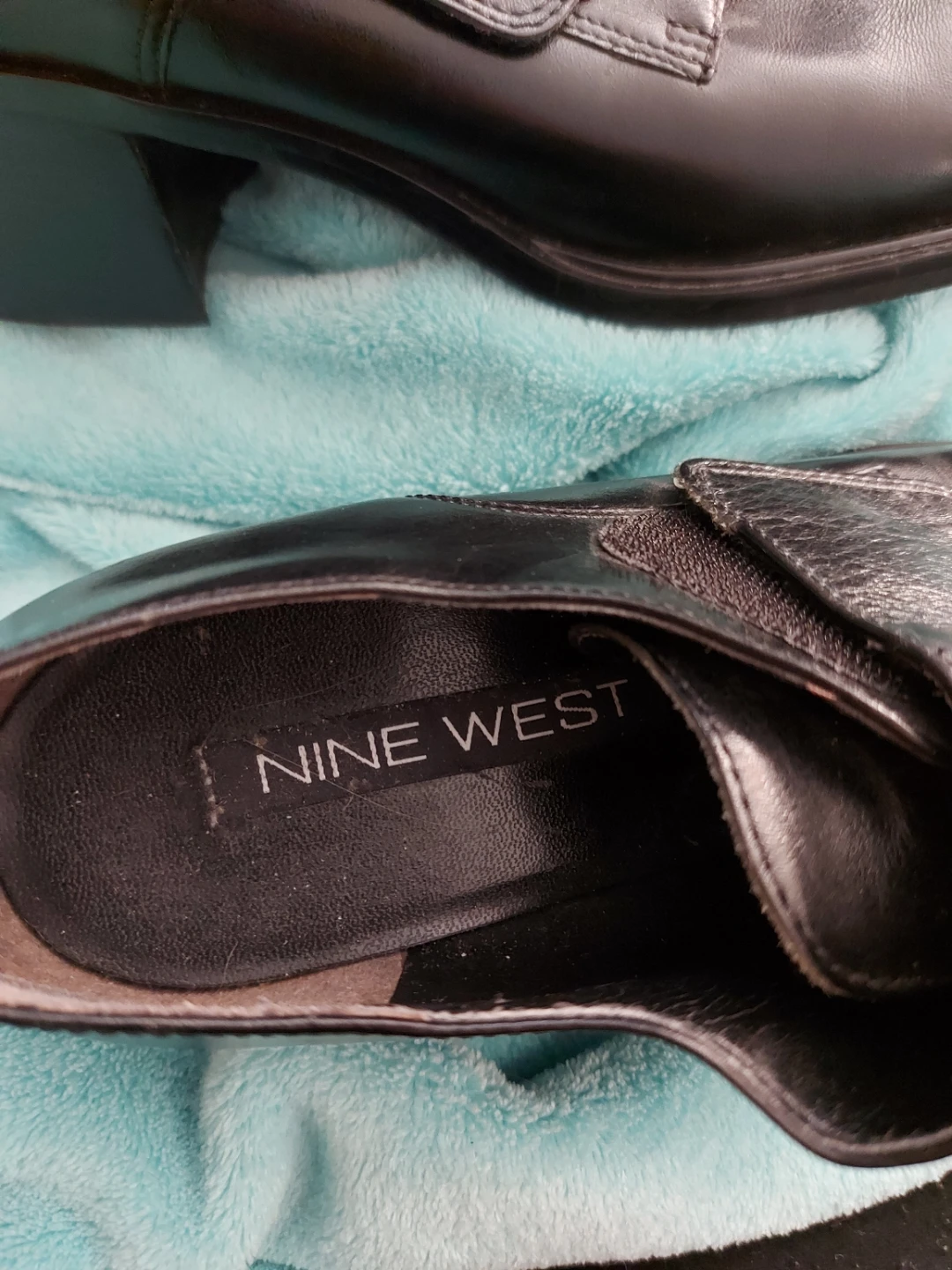 Nine West Black Leather Block Heel Shoes - Size 8M