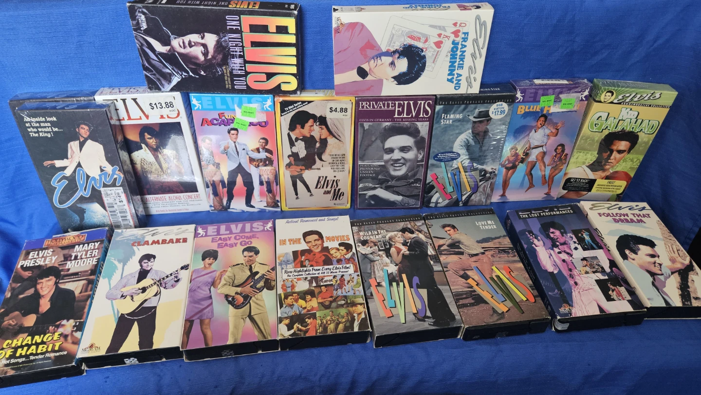 Collection of Elvis Presley VHS Tapes: Lot of 19