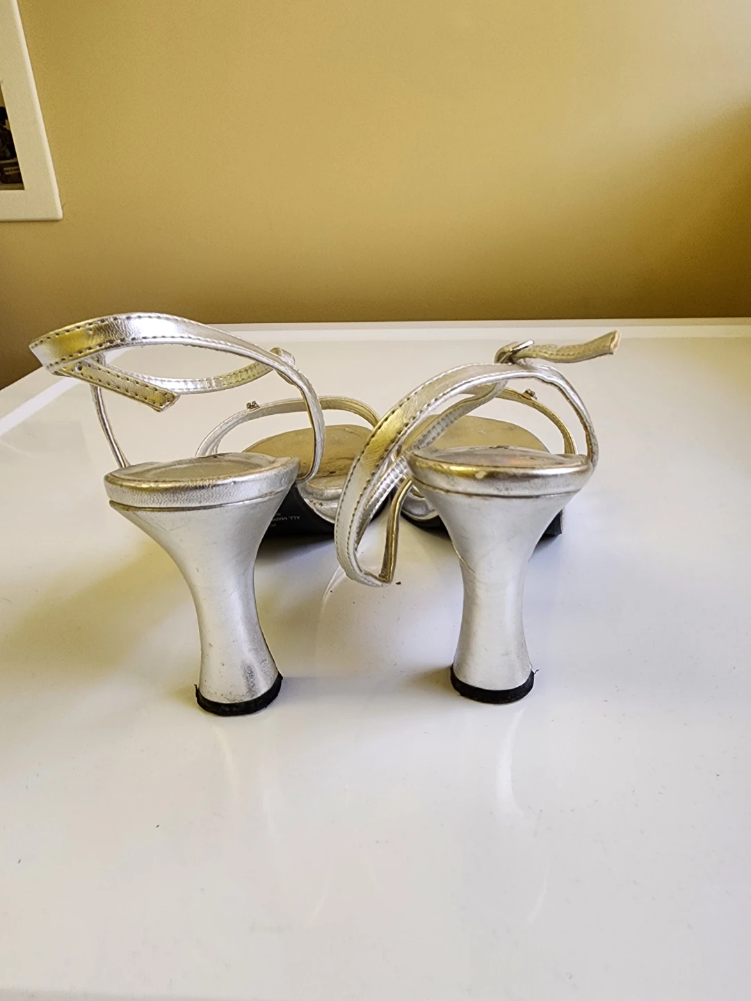 Spring Step Silver Strappy Heels 🧡 - photo 3