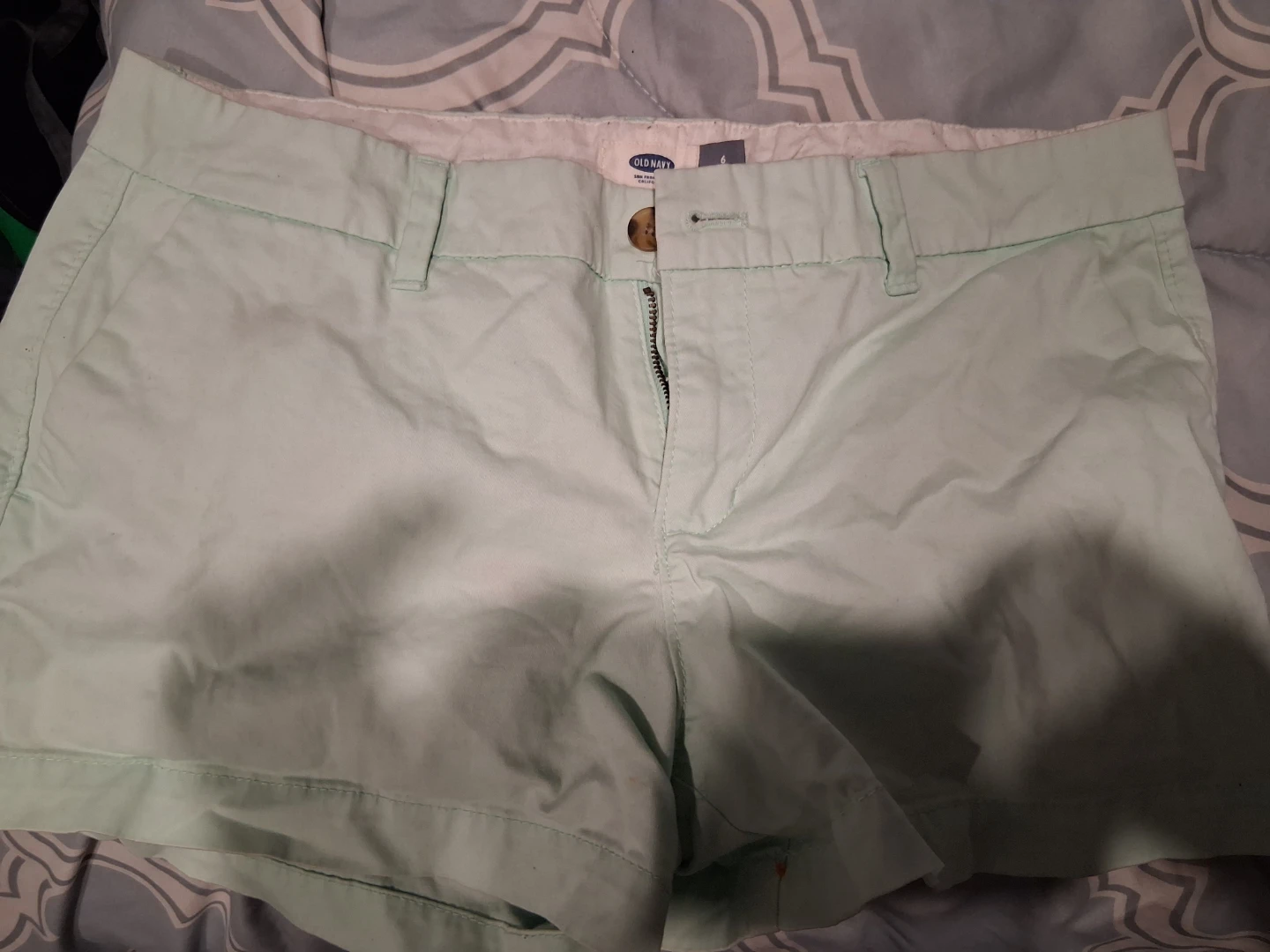 Old Navy Women's Mint Green Shorts Size 6