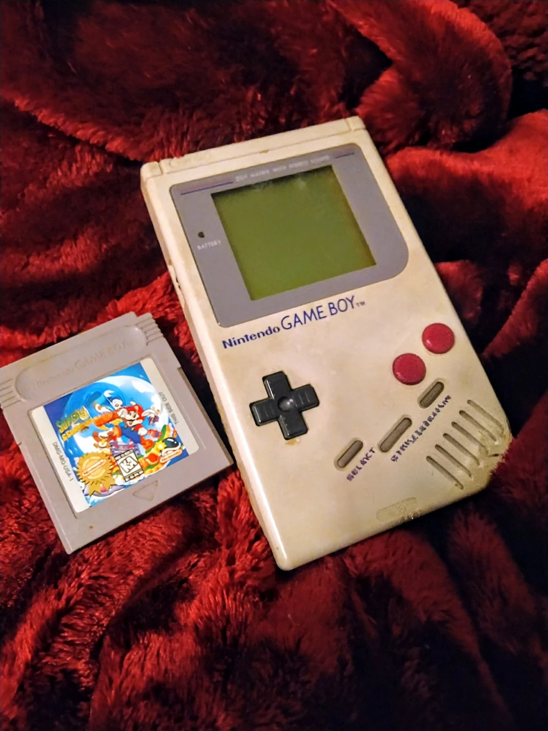 Original 1989 Working Gameboy w/  Super Mario Land 2:
