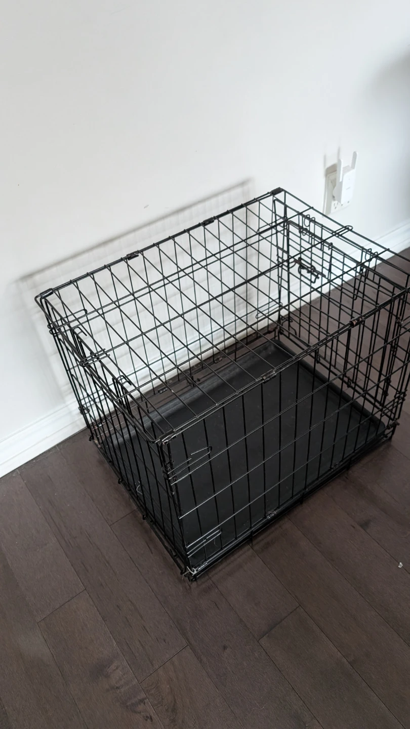 Black Wire Pet Crate / Cage with Black Tray