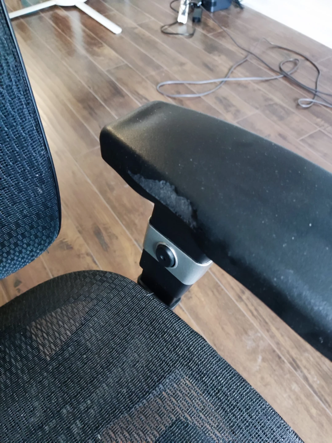 Hykken Mesh office chair - photo 3