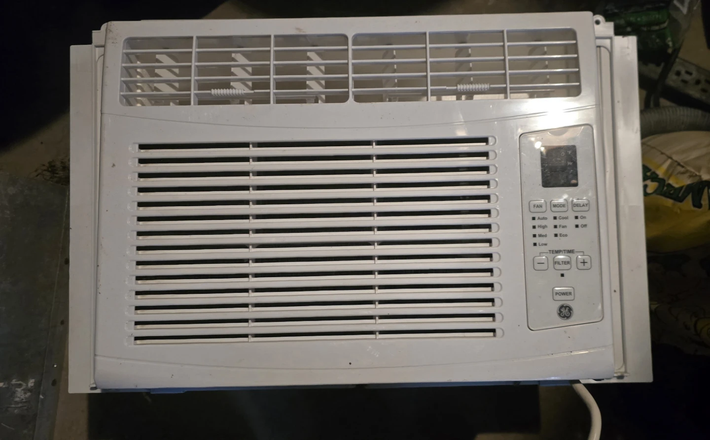 GE Appliances Window Air Conditioner AHTE06AAQ1