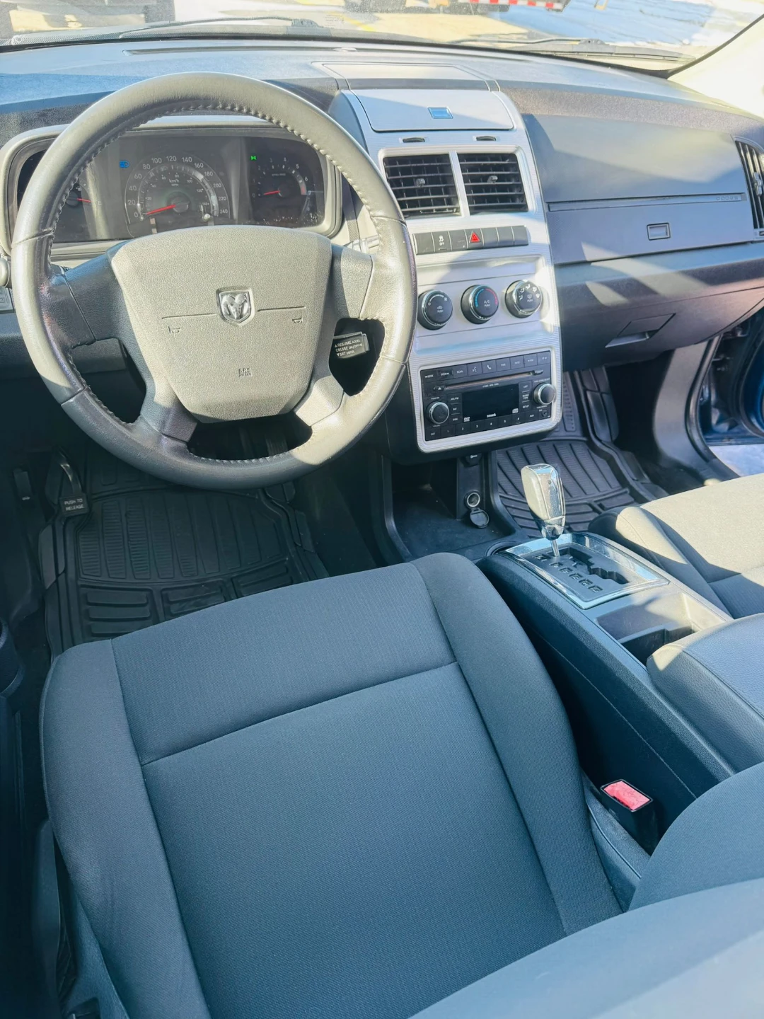 Low km 2010 dodge journey - photo 5