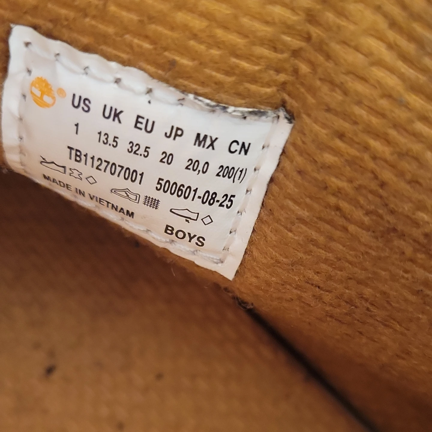 Timberland "Boots" Size 1 Kids Black - photo 2