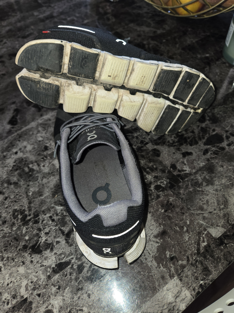 ON Cloud Running Shoes - photo 3
