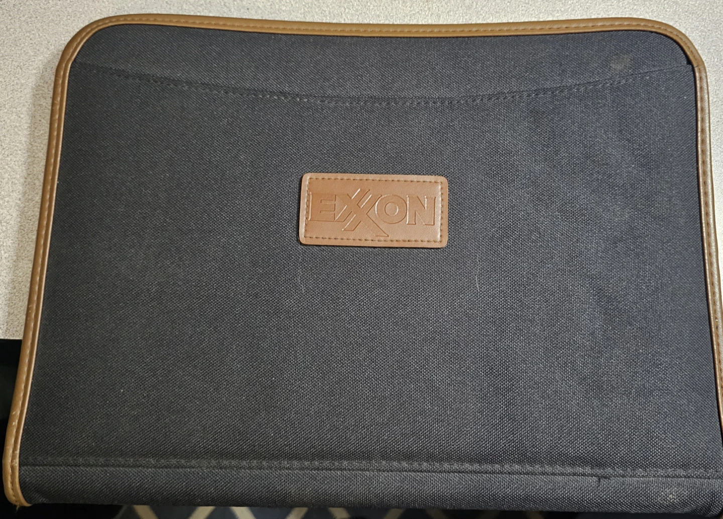 Exxon North West Collection by Leeds Portfolio Organizer