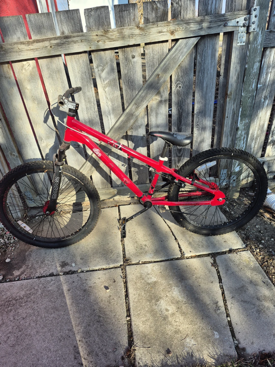 Mongoose Red Dirt Jump Bike