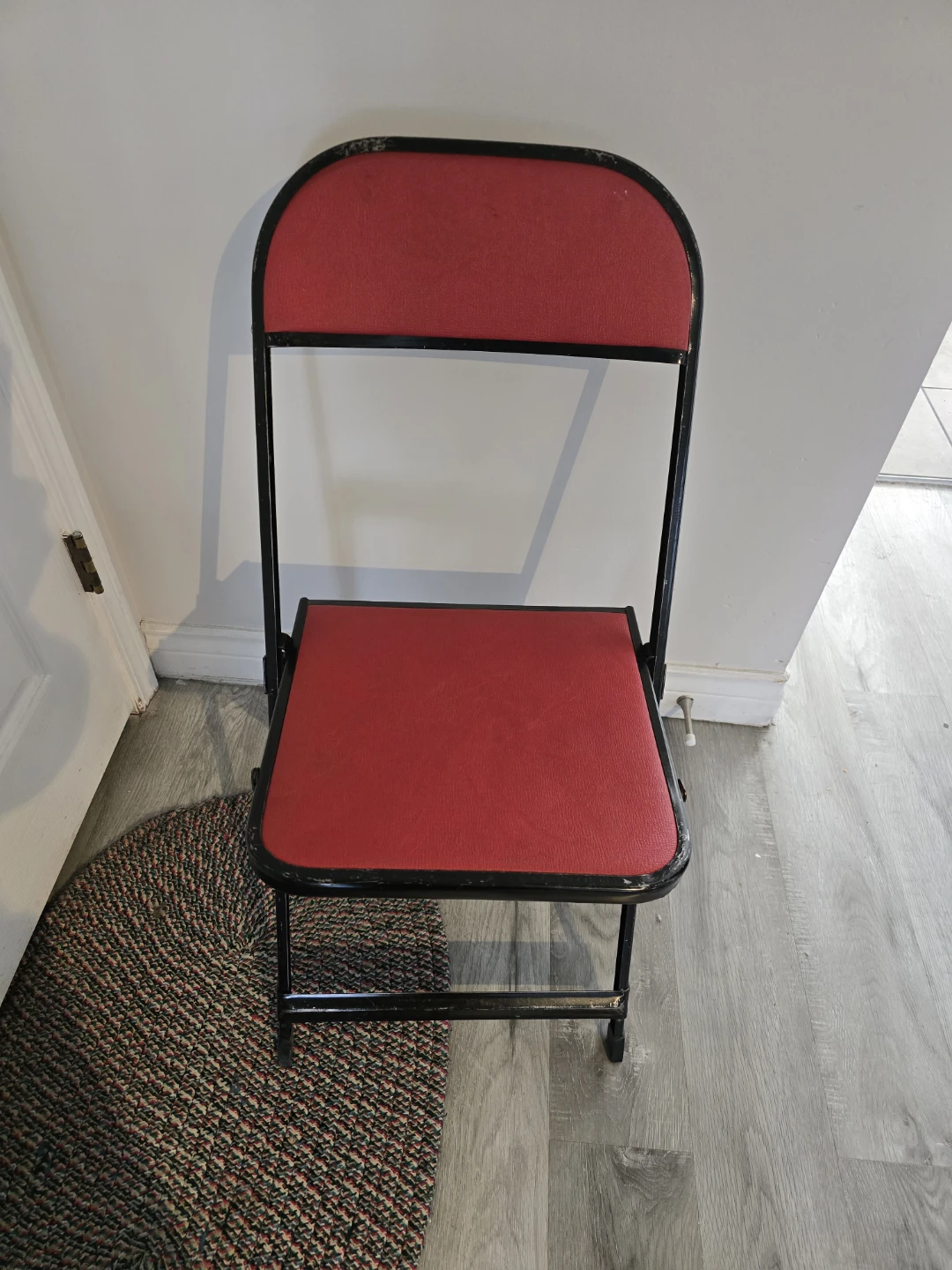 Set of 2 Red Folding Chairs