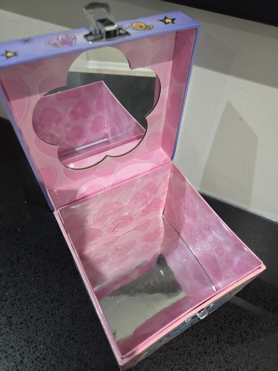 FREE girls' jewellery box - photo 2