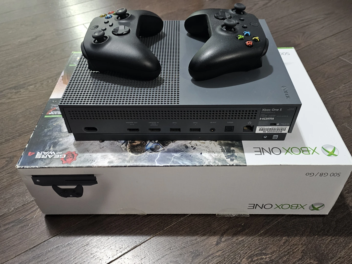 Xbox One S 500GB Console with Two Controllers and 2 games - photo 5
