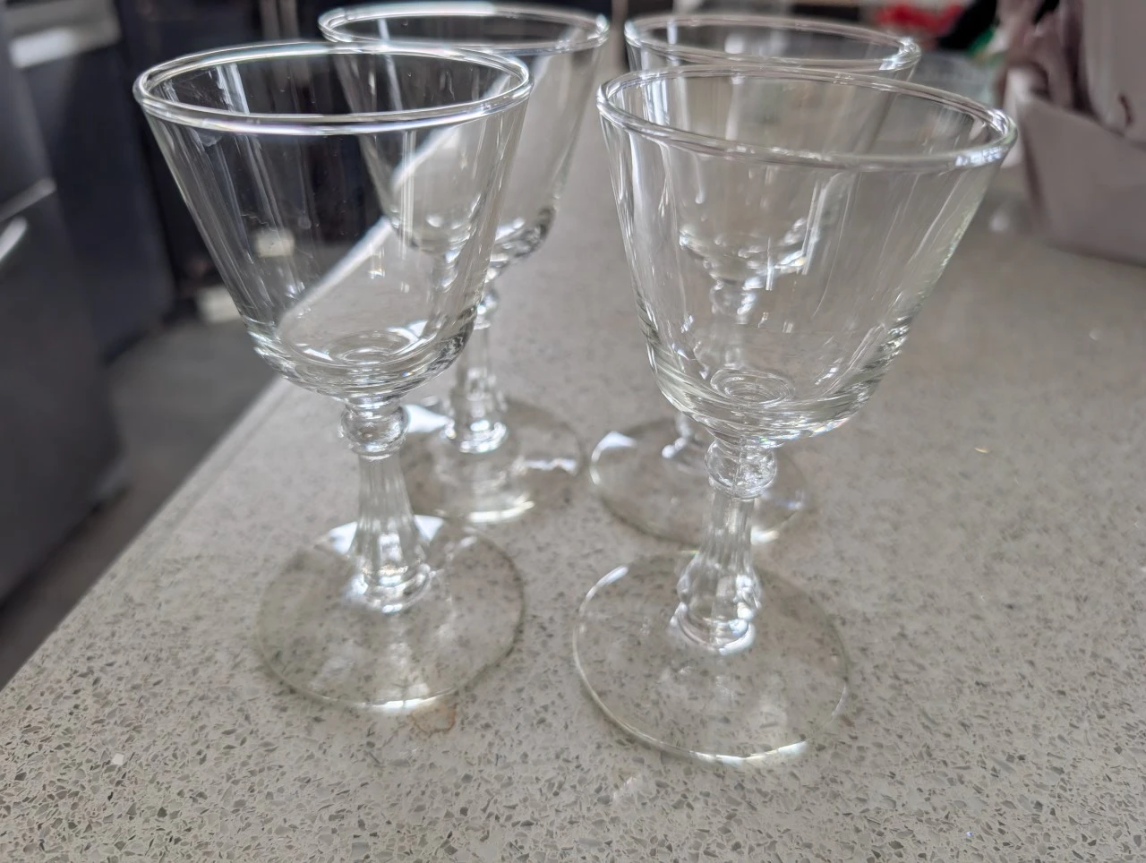 Set of 4 Clear Glass Cocktail Glasses