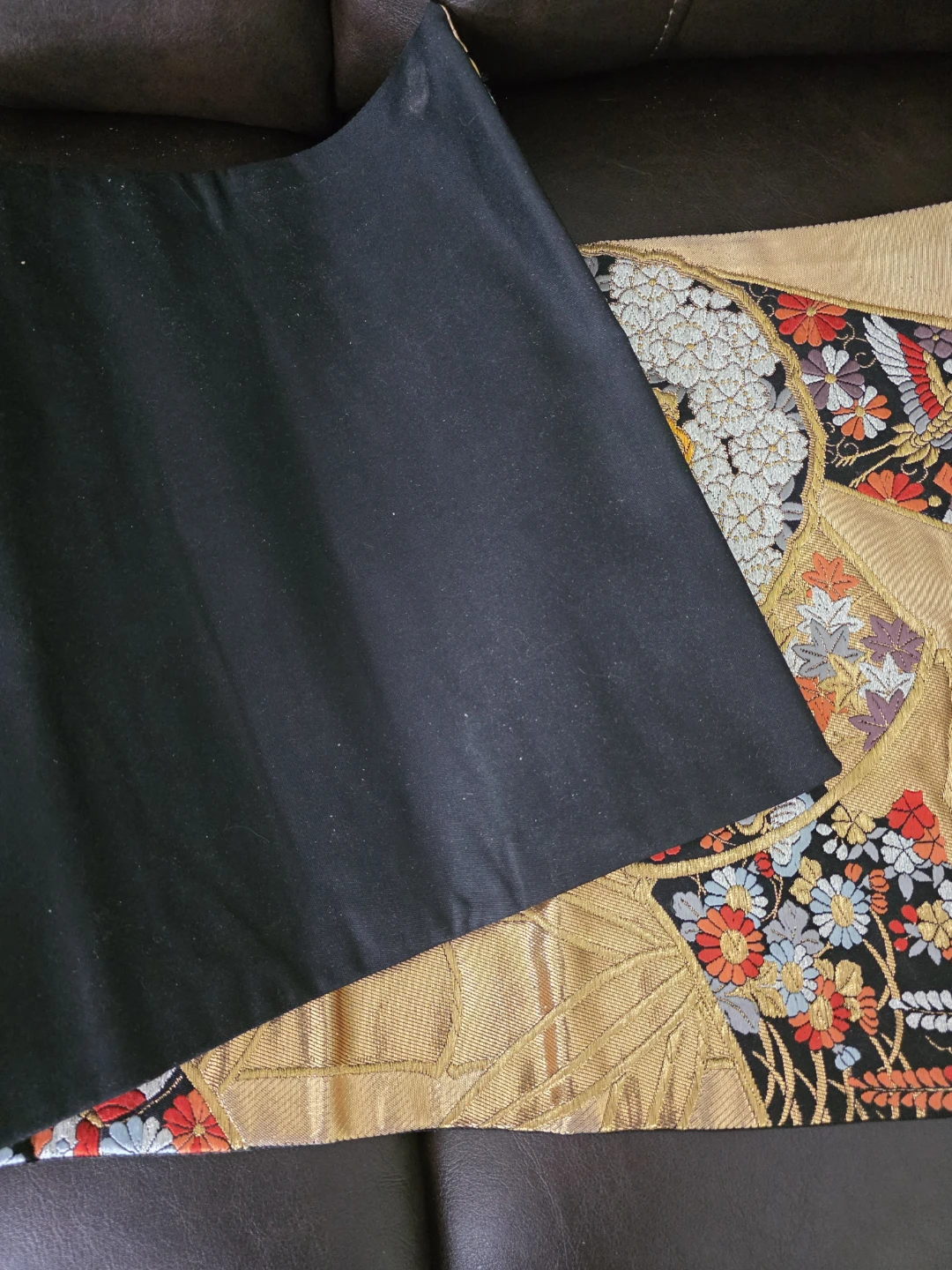 Table Runner (made from vintage Japanese Fukuro Obi) - photo 4