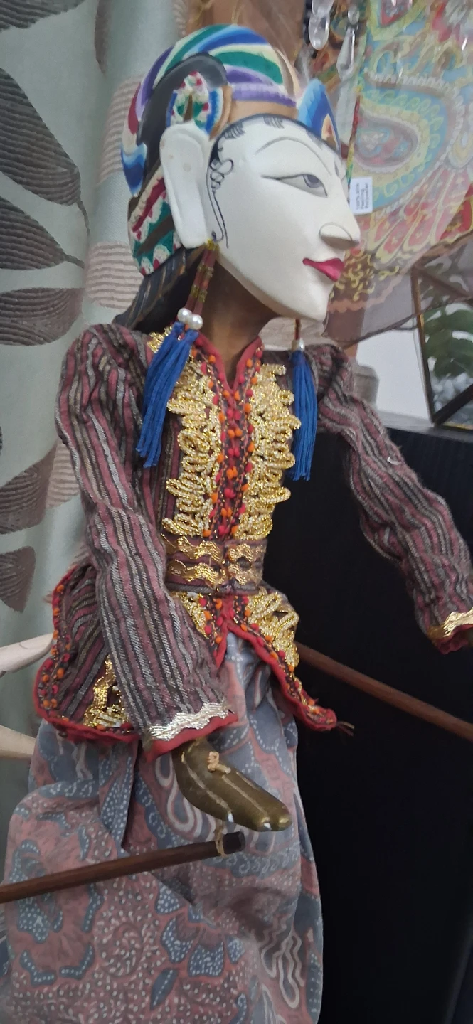 Vintage Indonesian Wayang Golek Rod Puppet – Dewi Anjani - photo 5