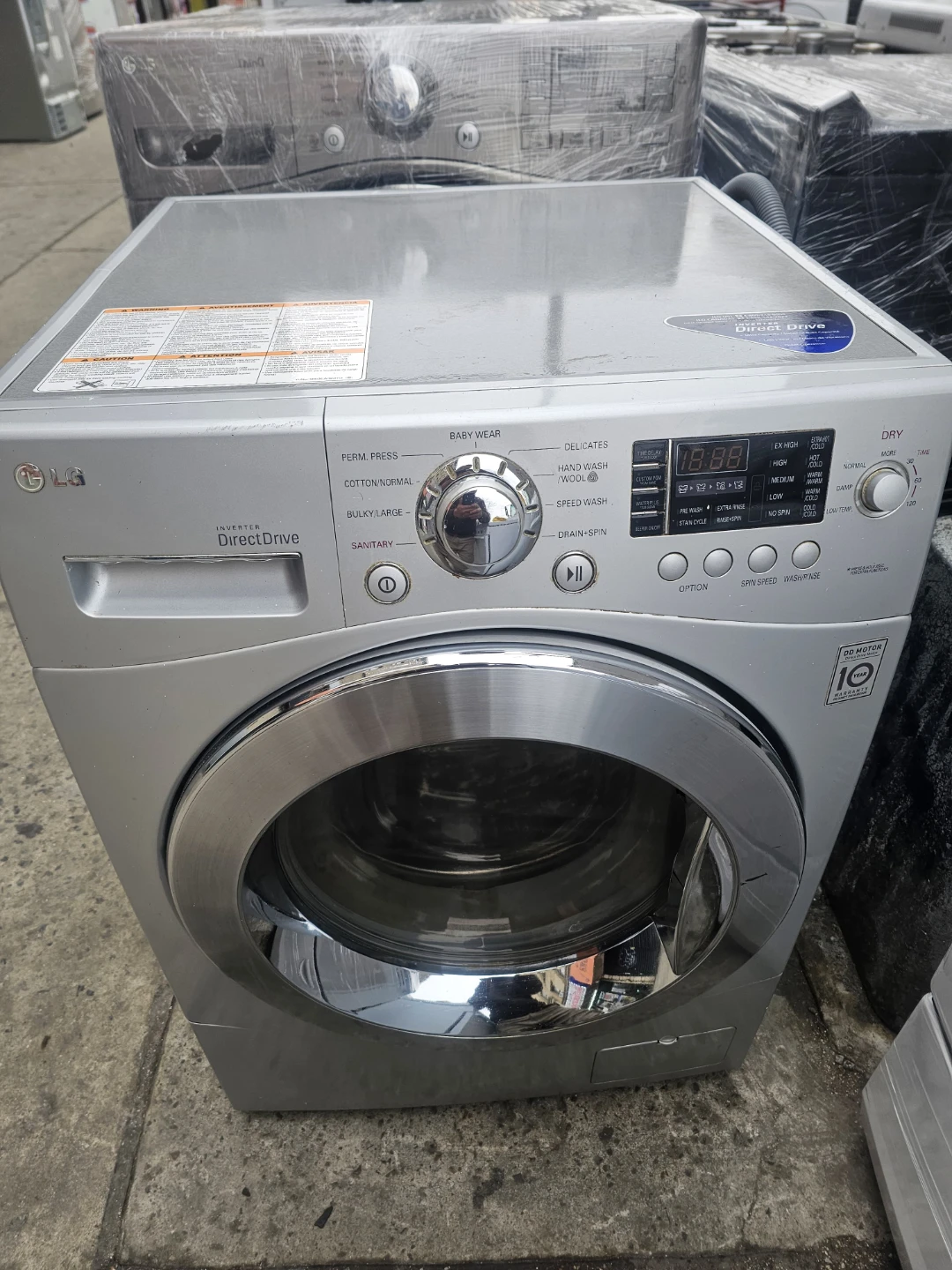LG 24in wide washer and dryer all in one machine
